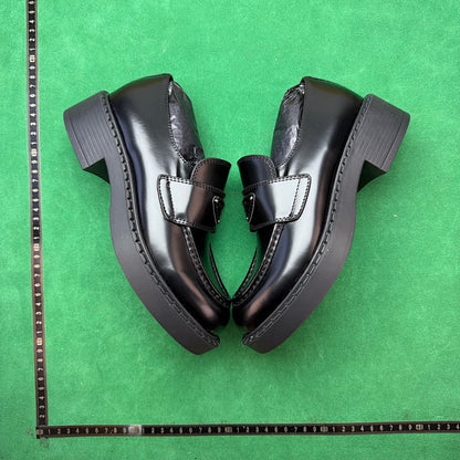 Prada - Loafers