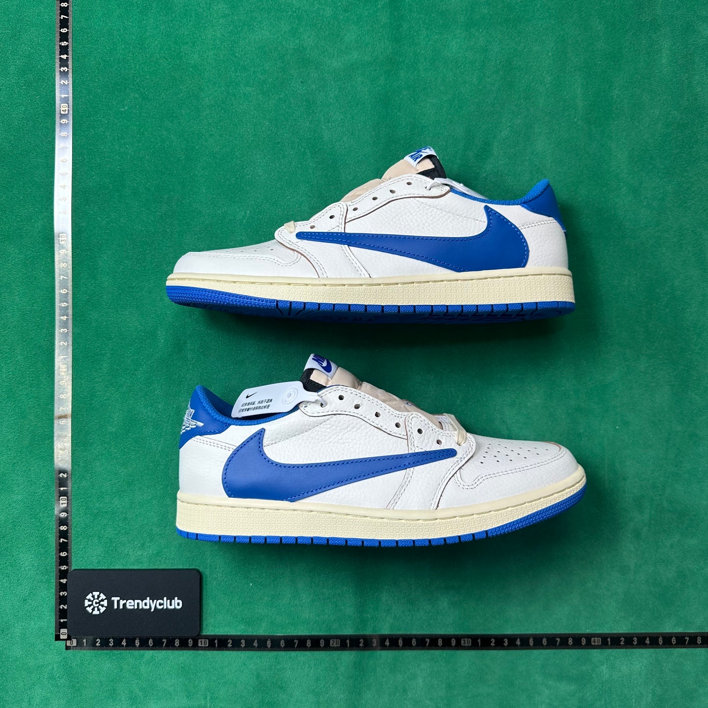 Air Jordan 1