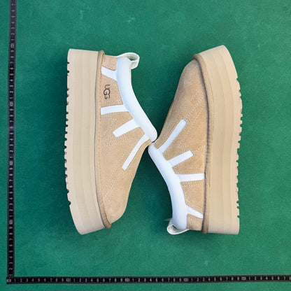 UGG