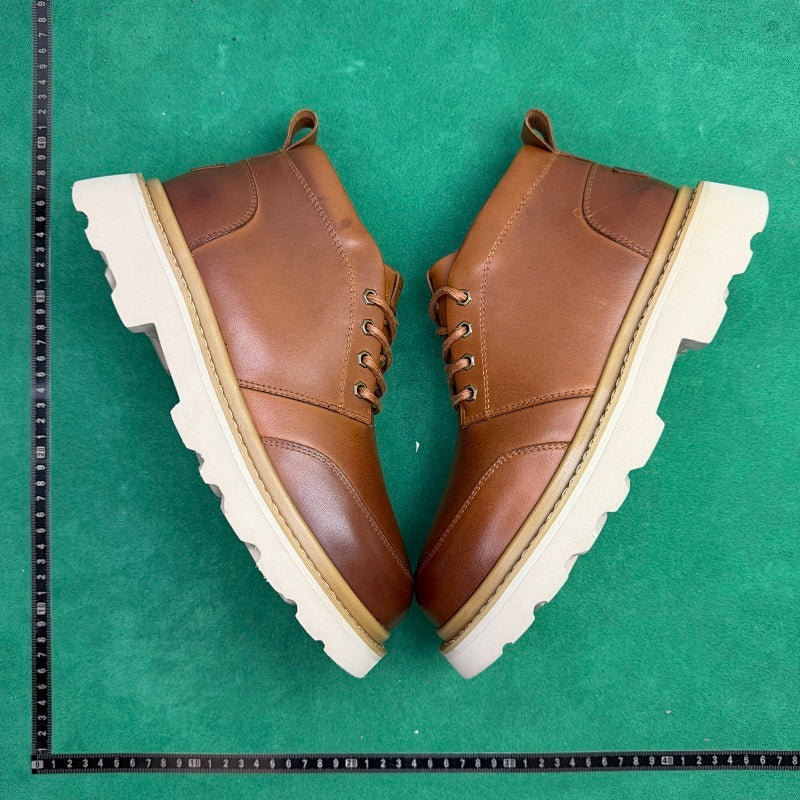 UGG