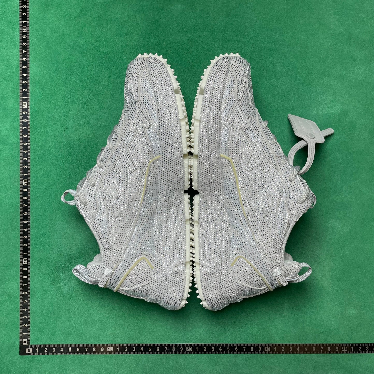 OffWhite - Be Right Back