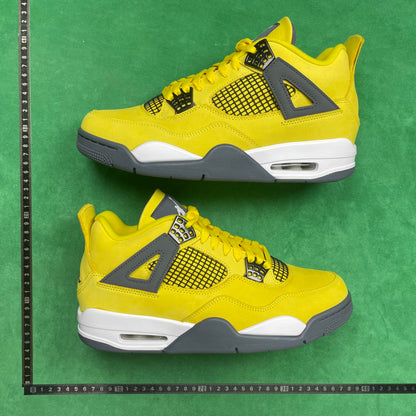 Air Jordan 4 Retro