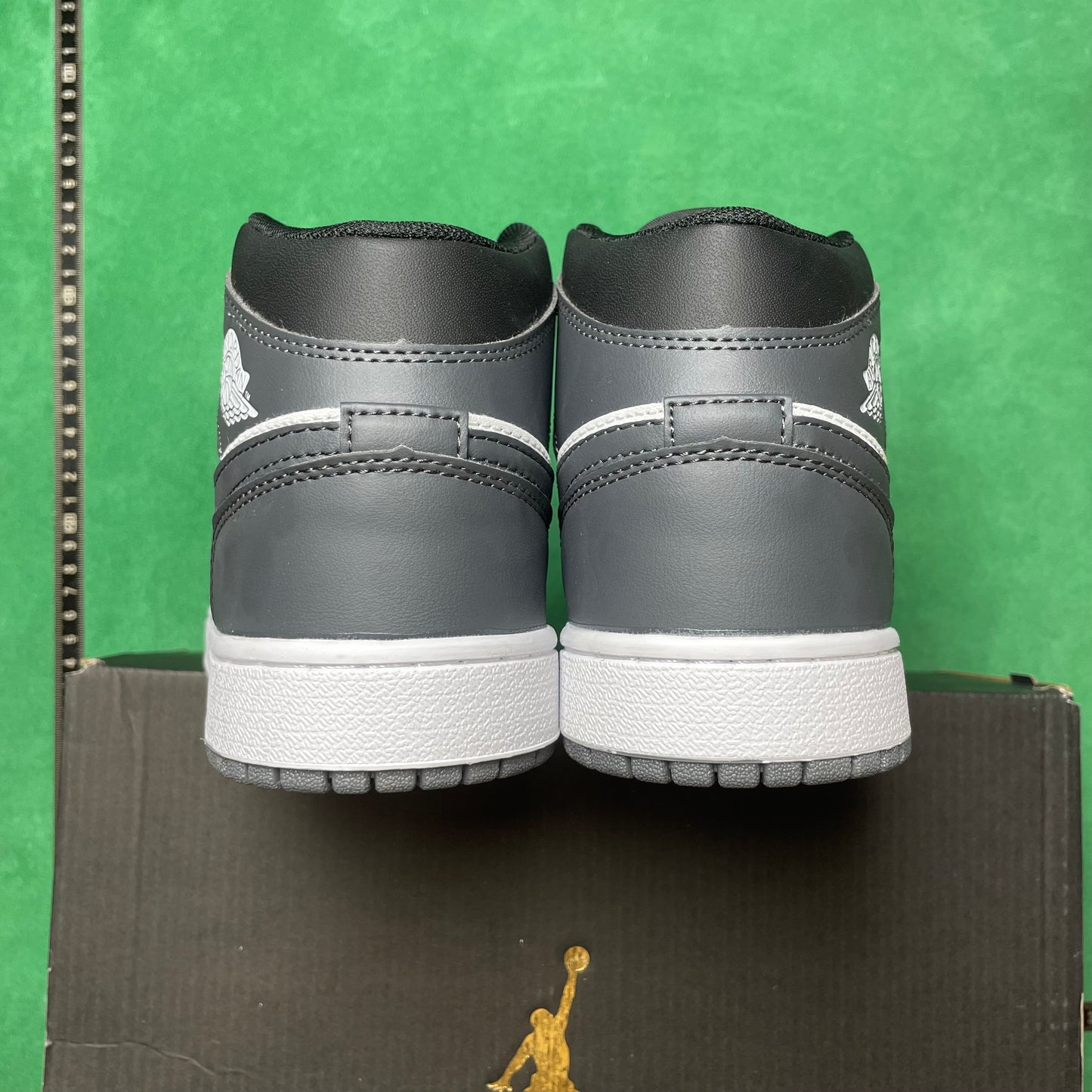 Air Jordan 1