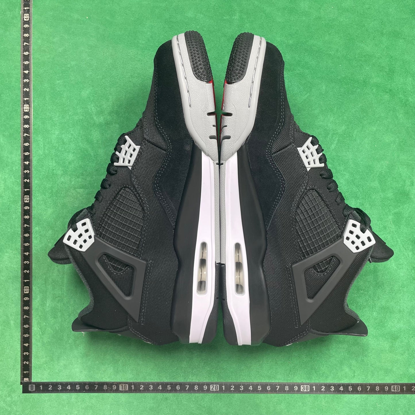 Air Jordan 4 Retro Se