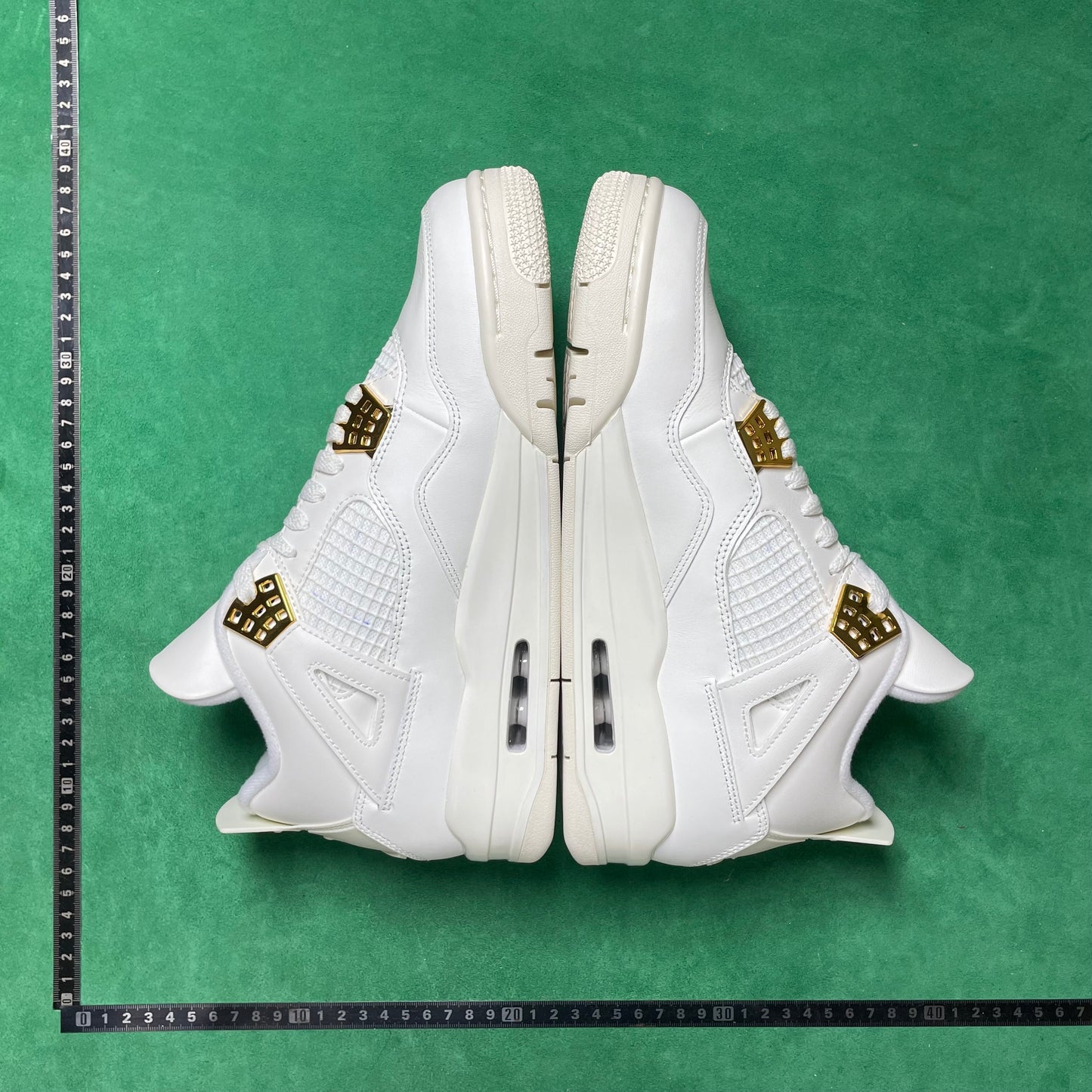 Air Jordan 4 WMNS Retro Sp