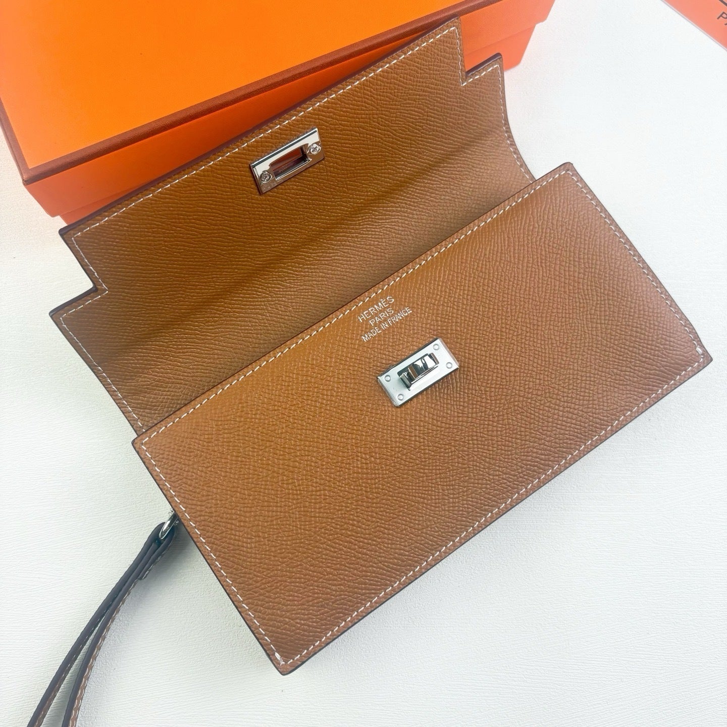 Hermès