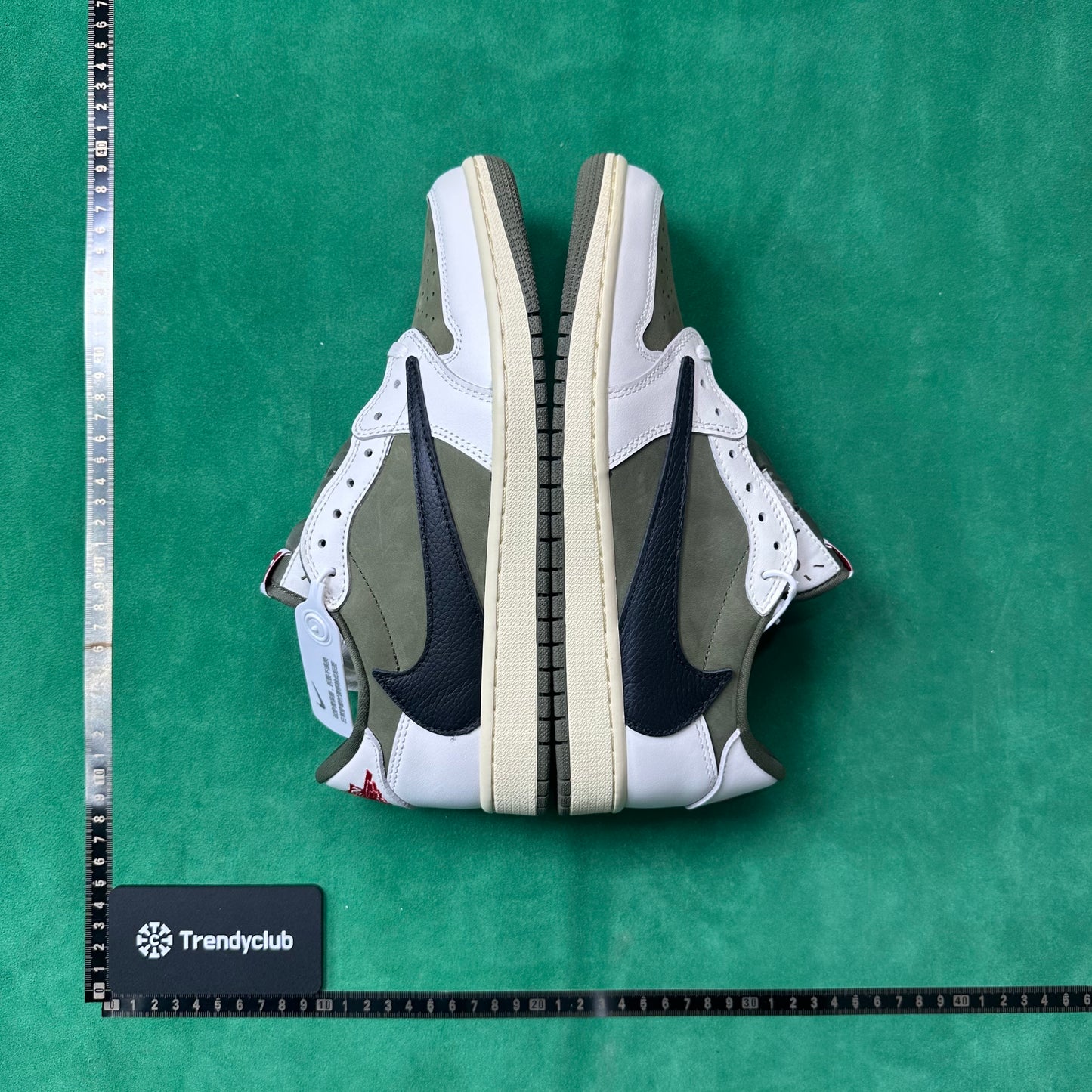 Air Jordan 1