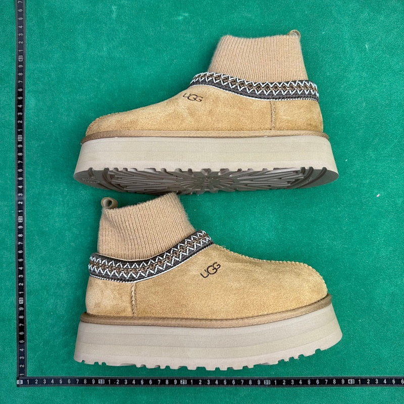 UGG