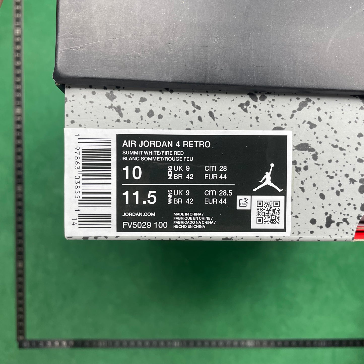 Air Jordan 4 Retro