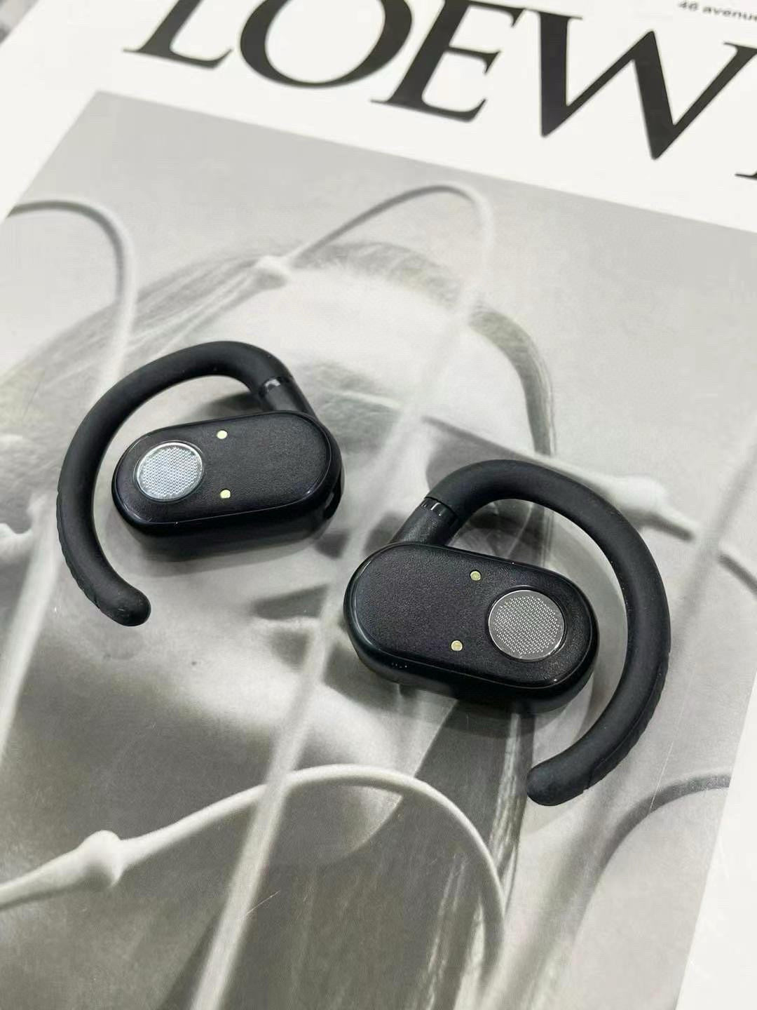 JBL Soundgear Sense earbuds