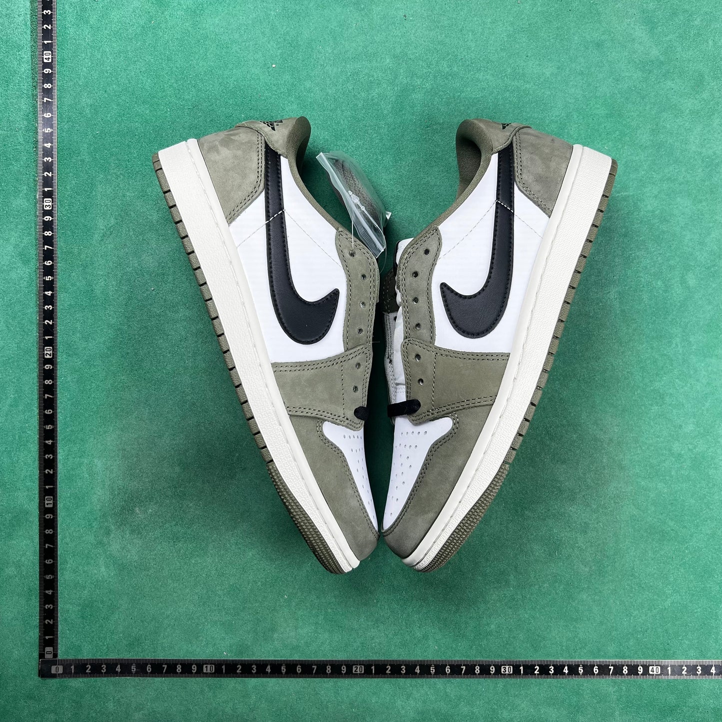 Air Jordan 1