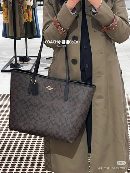 Coach