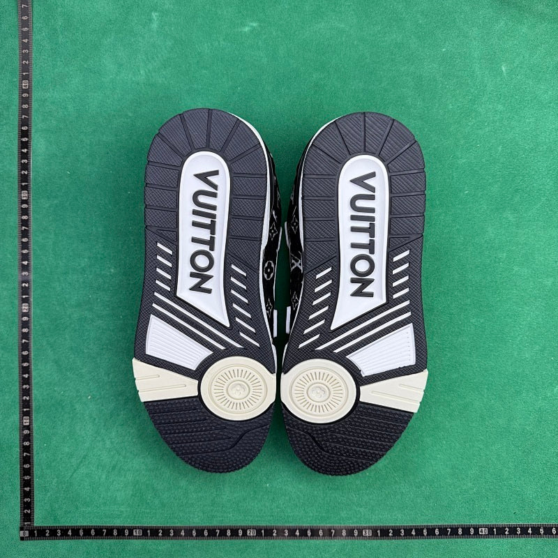 Louis Vuitton  - TT Trainer