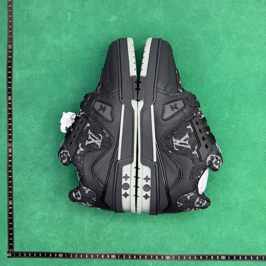 Louis Vuitton  - TT Trainer