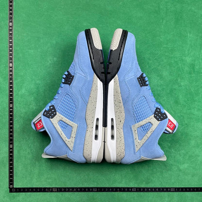 Air Jordan 4 Retro