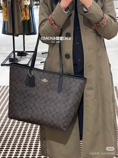 Coach