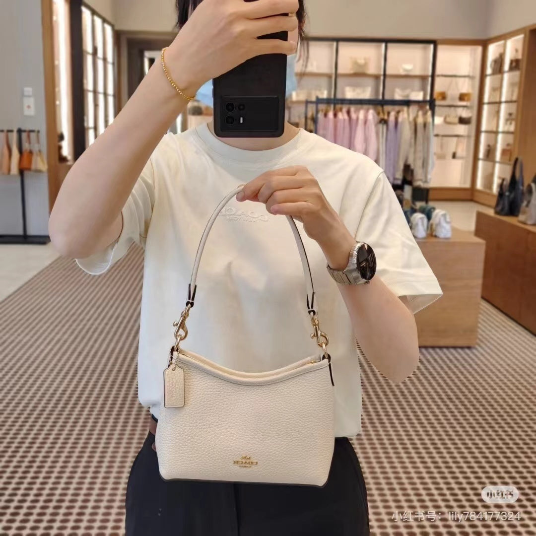 Coach