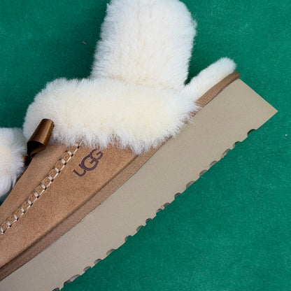 UGG