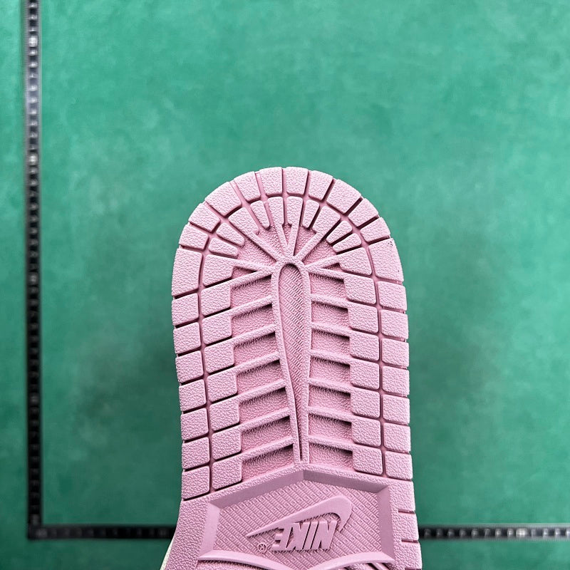 Air Jordan 1