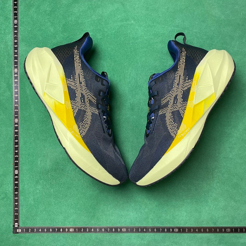 Asics Novablast 5