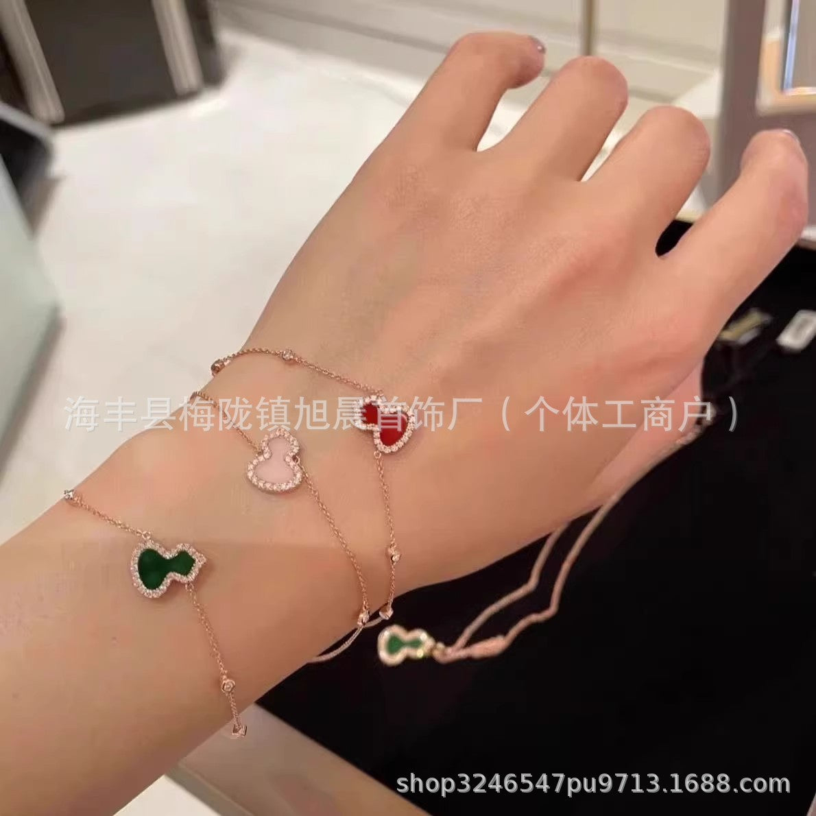 Kirin Gourd Bracelet Fashion Plated 18k Rose Gold Red Agate Jewelry Diamond Bracelet Benmingnian Red Rope Light Luxury