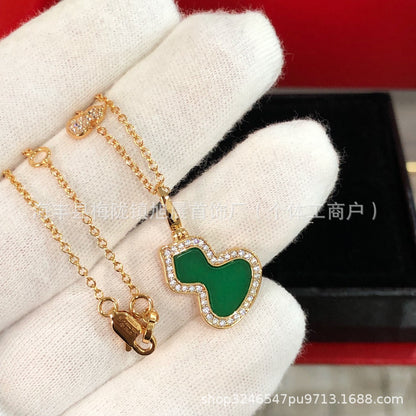 New Diamond Double Gourd Necklace Women's V Gold High Version Thick Plated 18K Rose Gold Fashion Light Luxury White Fritillaria Pendant