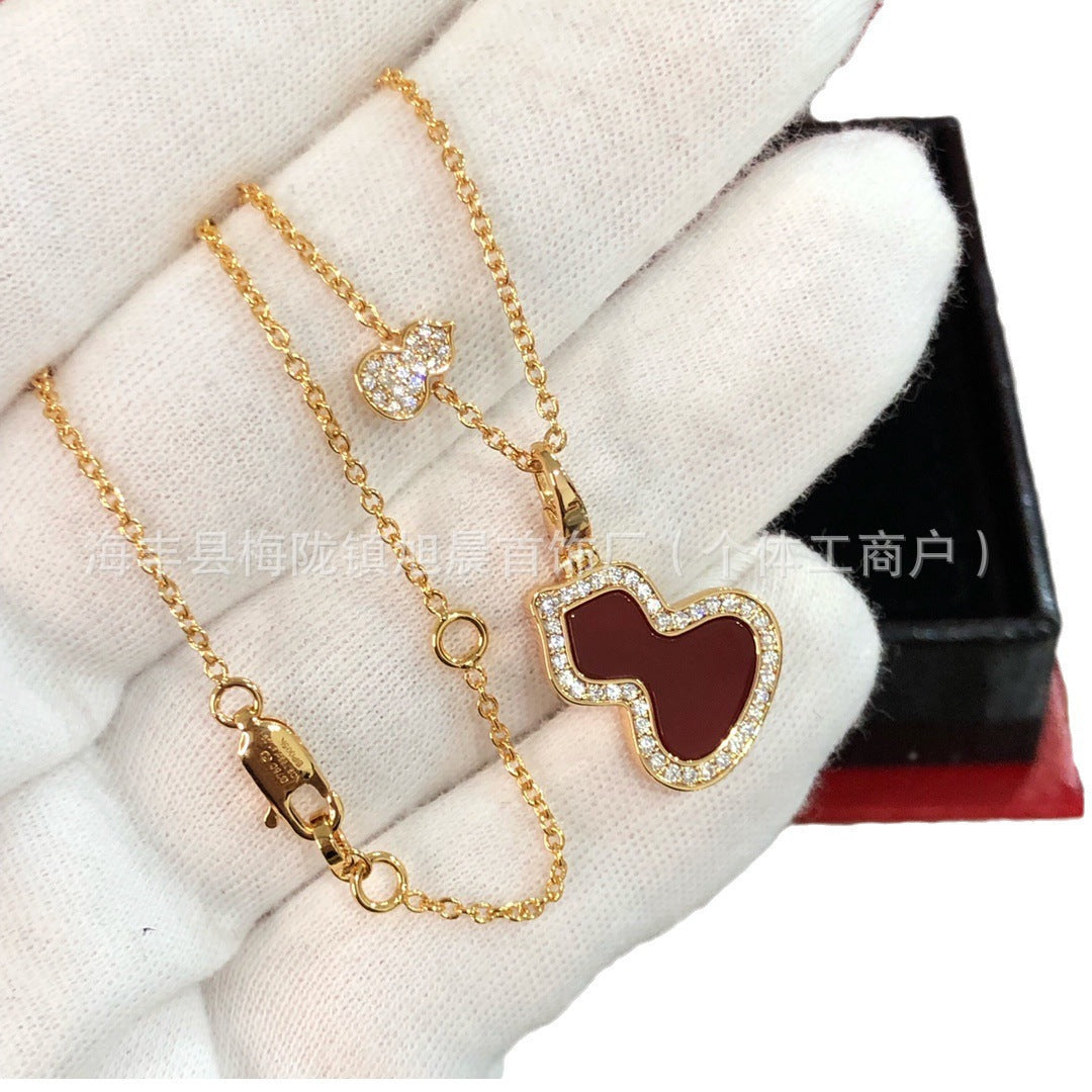 New Diamond Double Gourd Necklace Women's V Gold High Version Thick Plated 18K Rose Gold Fashion Light Luxury White Fritillaria Pendant
