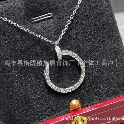 High Version V Gold Nail Series Full Diamond Necklace Thick Plated 18K Diamond-Embedded CNC Carved Pendant Clavicle Chain Does Not Fade..