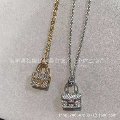 High Version V Gold H Letter Necklace Women's Color-free Enamel Clavicle Chain Light Luxury Rose Gold Pendant for Girlfriends Gift