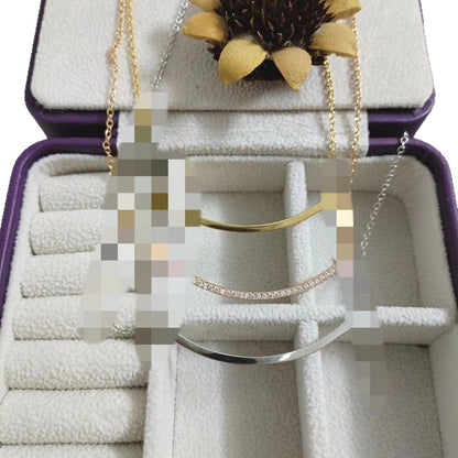High Version T Home V Gold Smile Smiley Face Necklace Fashion Beautiful Light Luxury Full Diamond Sense Popular Clavicle Chain Gift Female OL