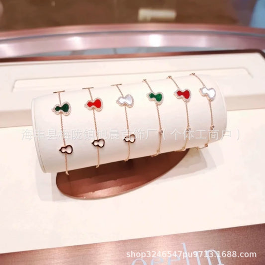 New 18K Gold Kirin Gourd Bracelet Red Chalcedony White Fritillaria Men and Women Rose Gold Diamond Bracelet Couple Gift