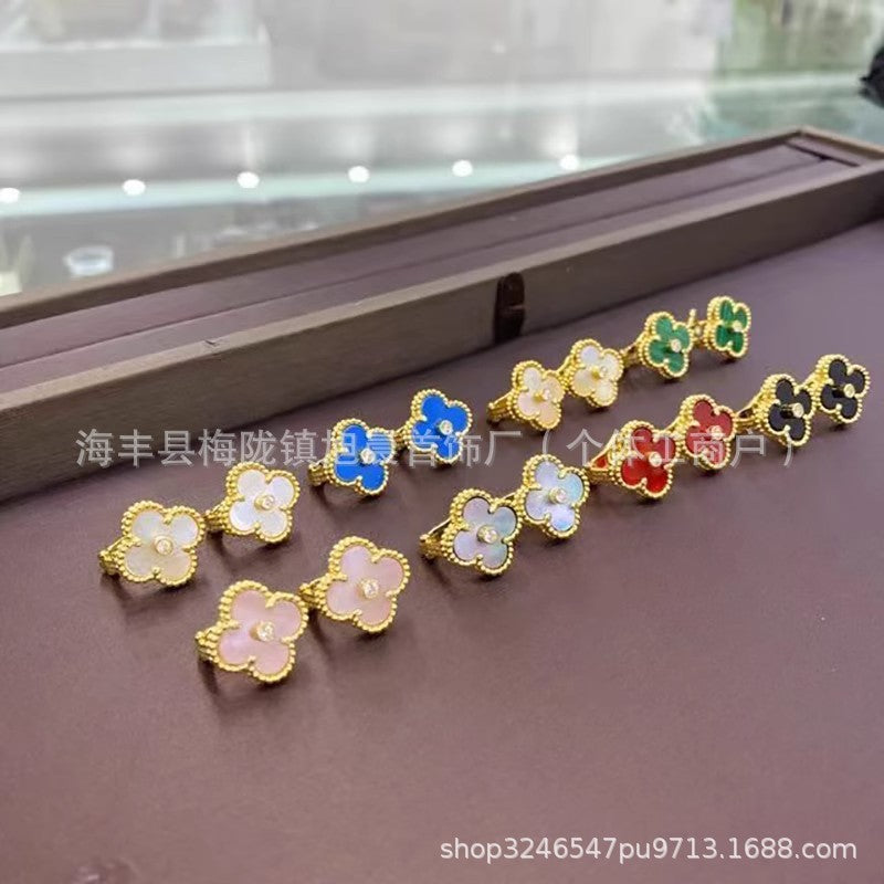 High Version V Gold Plated 18K Clover Ear Racket V Female High-Grade Light Luxury Earrings Lucky Grass Ear Racket V Fashion Beautiful