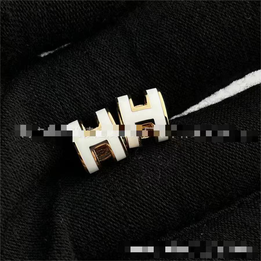 Letter Mini Enamel 18K Rose Gold H Earrings Pop Earrings for Women Accessible Luxury 520 Gifts Valentine's Day Gifts