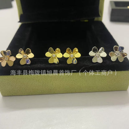 V Gold High Version Clover Lucky Glossy Earrings for Women Mini Petal Small Flower Earrings Factory Direct Sale