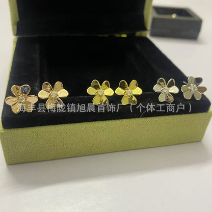 V Gold High Version Clover Lucky Glossy Earrings for Women Mini Petal Small Flower Earrings Factory Direct Sale