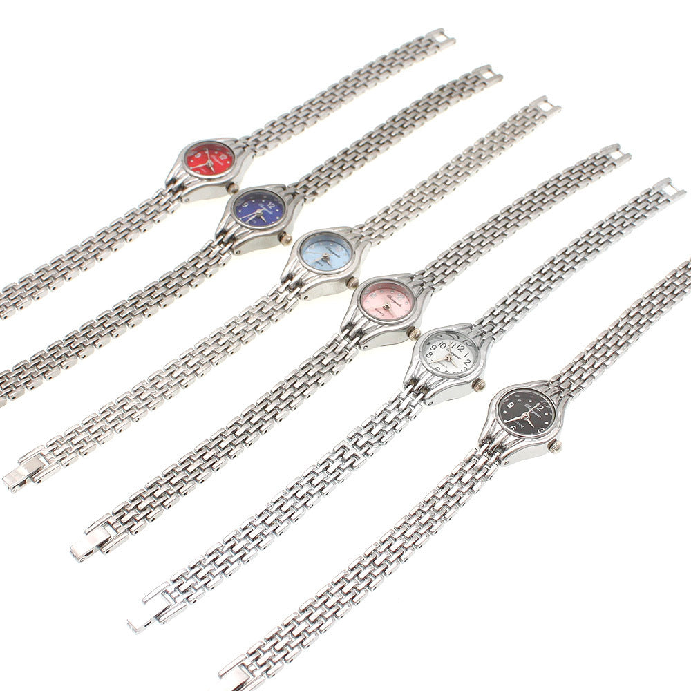 chaoyada2024 Hot Full Love Pendant Bracelet Watch Golden All-match Creative Bracelet Light Luxury Exquisite Watch