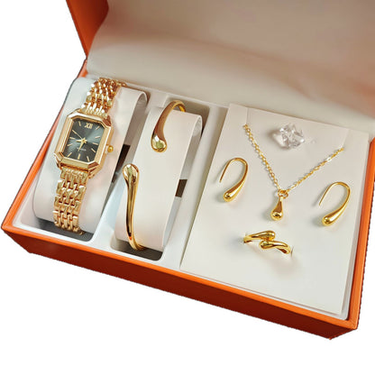 New Trendy Square Women's Quartz Watch Fashion Steel Band Women's Wristwatch Wholesale from Manufacturer in Stock