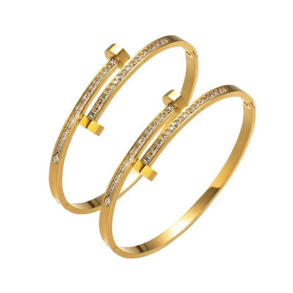 European and American Cross-Border Stainless Steel Bracelet, Titanium Steel Nail Bracelet for Women, Non-Fading, Simple, Versatile, Fashionable and Elegant Bracelet
