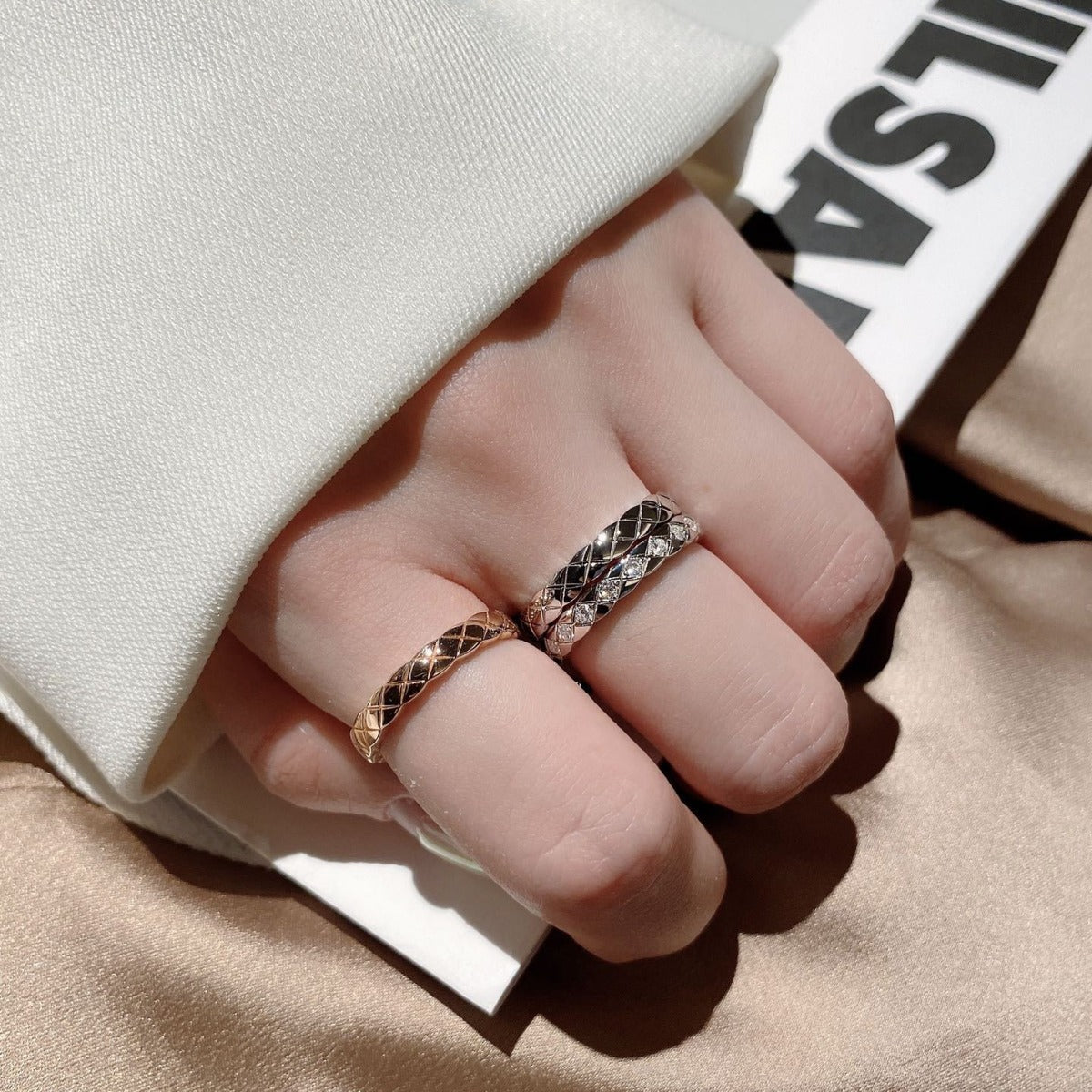 Xiao Xiang style coco rhombus ring for men and women 18k rose gold CNC wide narrow cross high version ring lovers