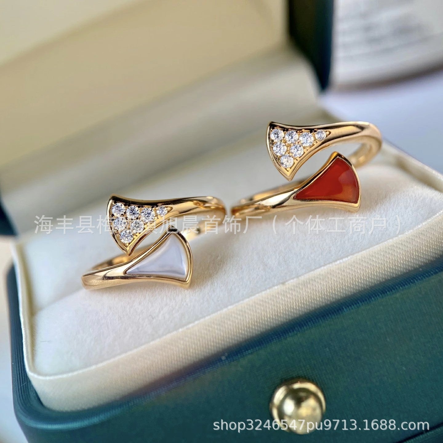 2024 New 18k Gold Snake Bone Ring Narrow Edition Snake Ring Snake Ring Rose Gold White Gold Diamond Fashion Beautiful O
