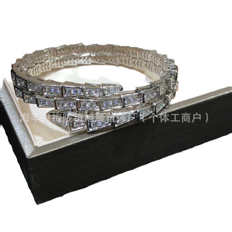 Snake-Shaped Bracelet for Women, Alloy Plated with 18K Rose Gold, Three Circles, V Multi-Circle Niche Design Bracelet, Snake Bone Head, Simple Full Diamond