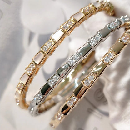 Niche Design High-grade Sense Diamond-encrusted White Fritillaria Snake Bone Bracelet Narrow Snake Bracelet Plated with K Rose Gold Personality Fashion