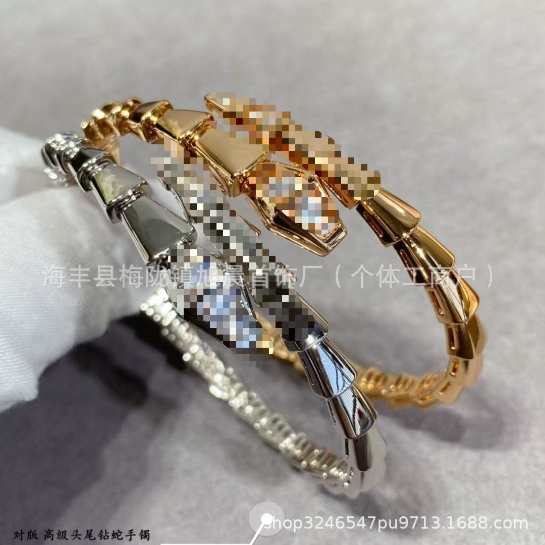 Cross-Border High-End Snake-Shaped Bracelet with Diamonds in Peacock Green, Light Luxury Niche Fine Craftsmanship Bracelet Jewelry for Women, One Piece Dropshipping