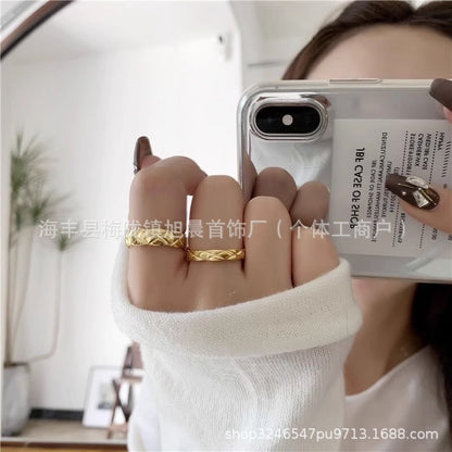 Coco Diamond Plaid Ring Light Luxury 18k Gold Diamond Inspired Stacked Wearing Wide and Narrow Edition High-end Small Chanel Style Couple Ring