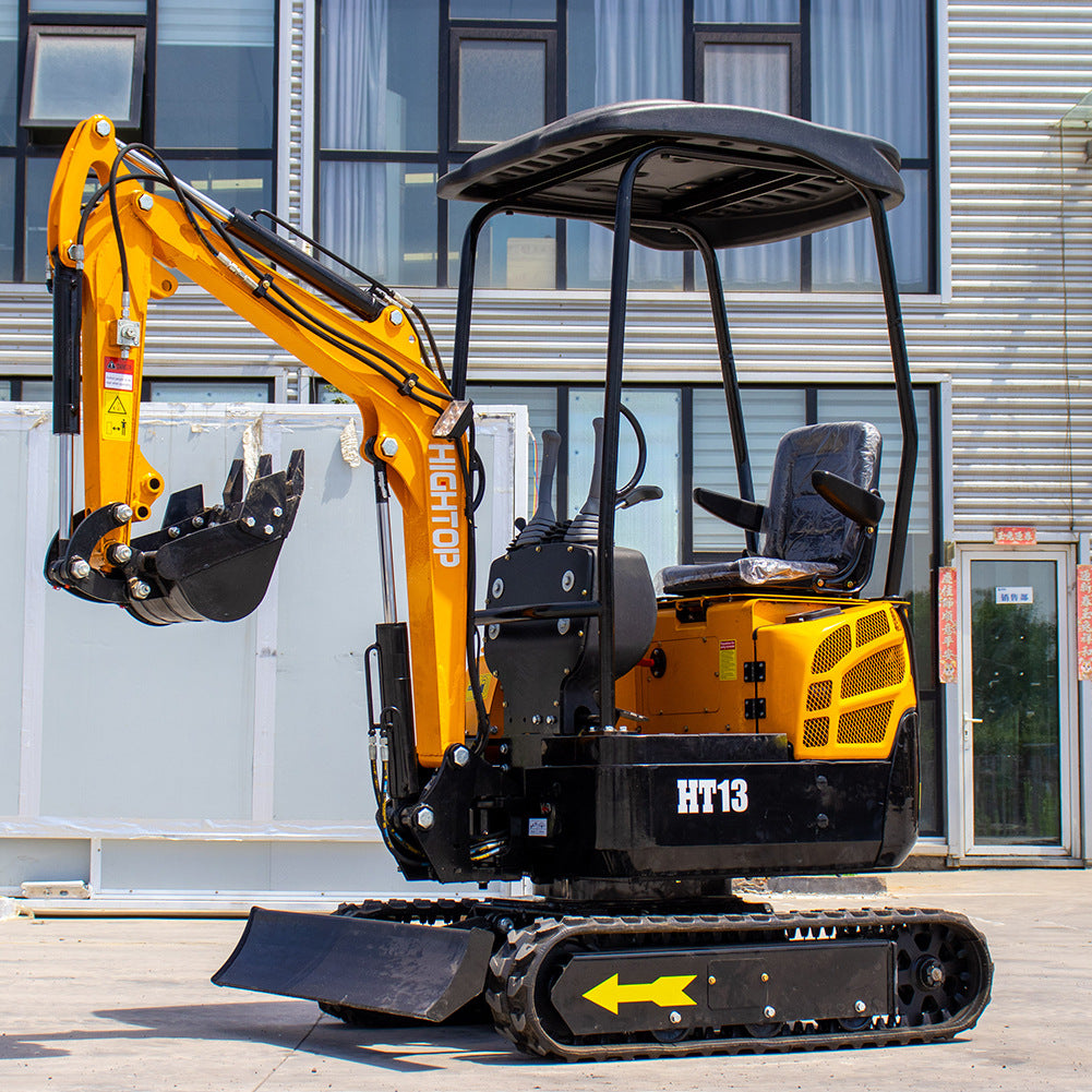 Foreign trade export HT13 small crawler excavator exported to Russia mini excavator for home yard trenching