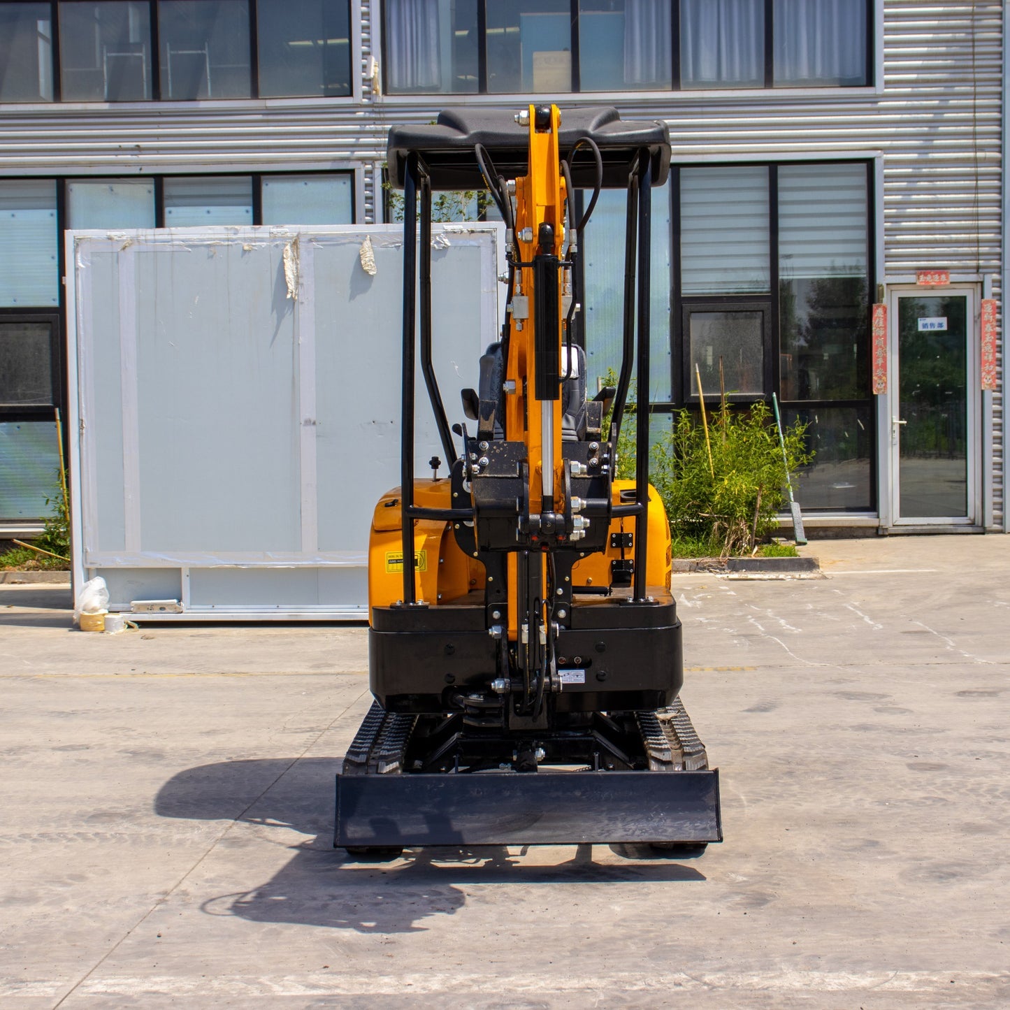 Foreign trade export HT13 small crawler excavator exported to Russia mini excavator for home yard trenching