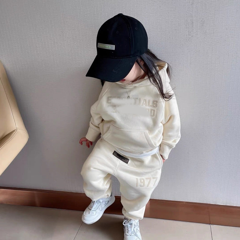 Fashionable Brand Kidsren's Clothing Essentials Autumn and Winter Clothing Fog Boys and Girls High Street Fashion Loose Hooded Velvet Sweatshirt