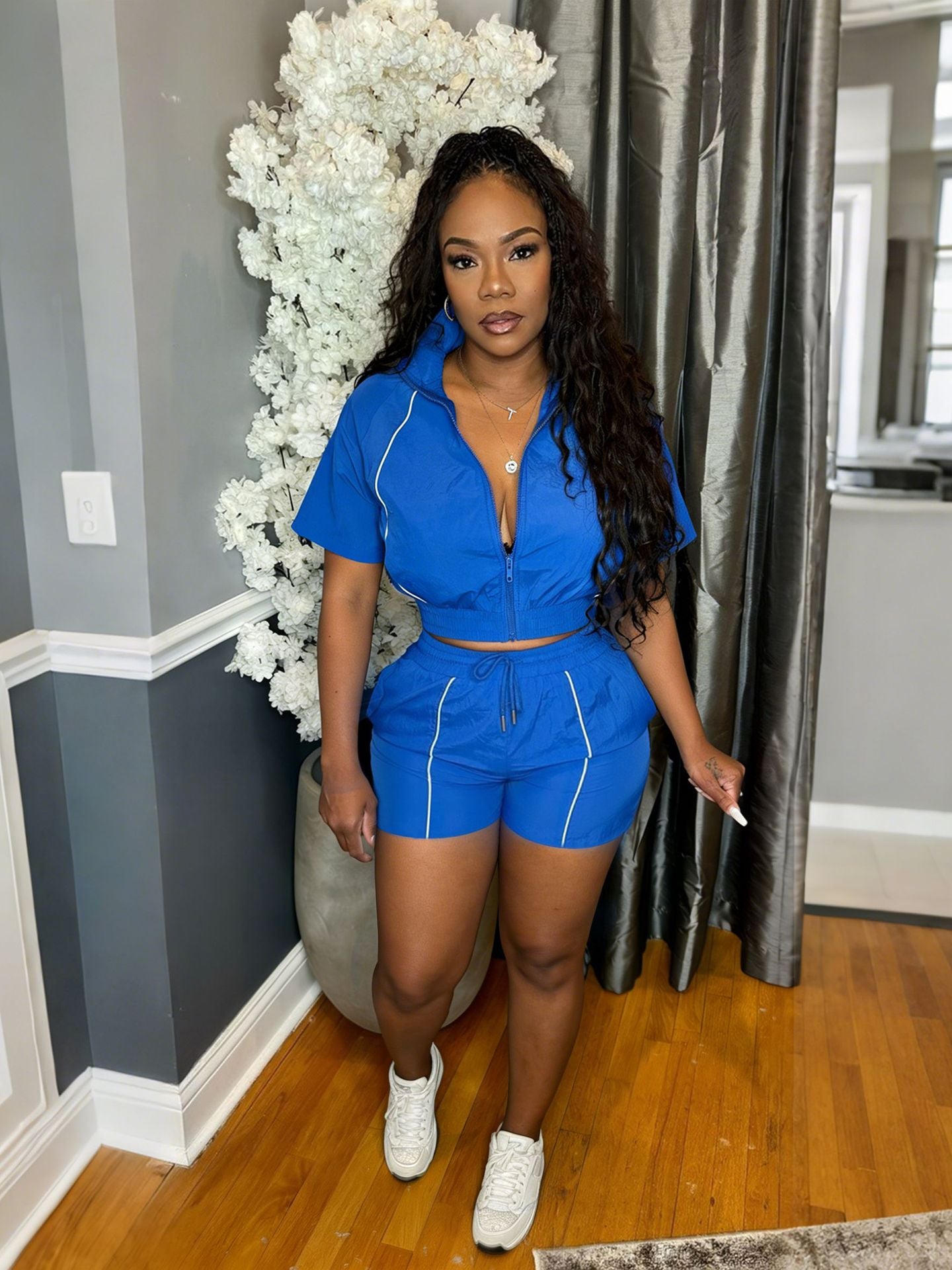 S391521 European and American Fashion Women's Woven Contrast Color Line Top Wide Leg Elastic Buckle Sports Shorts Two-Piece Set