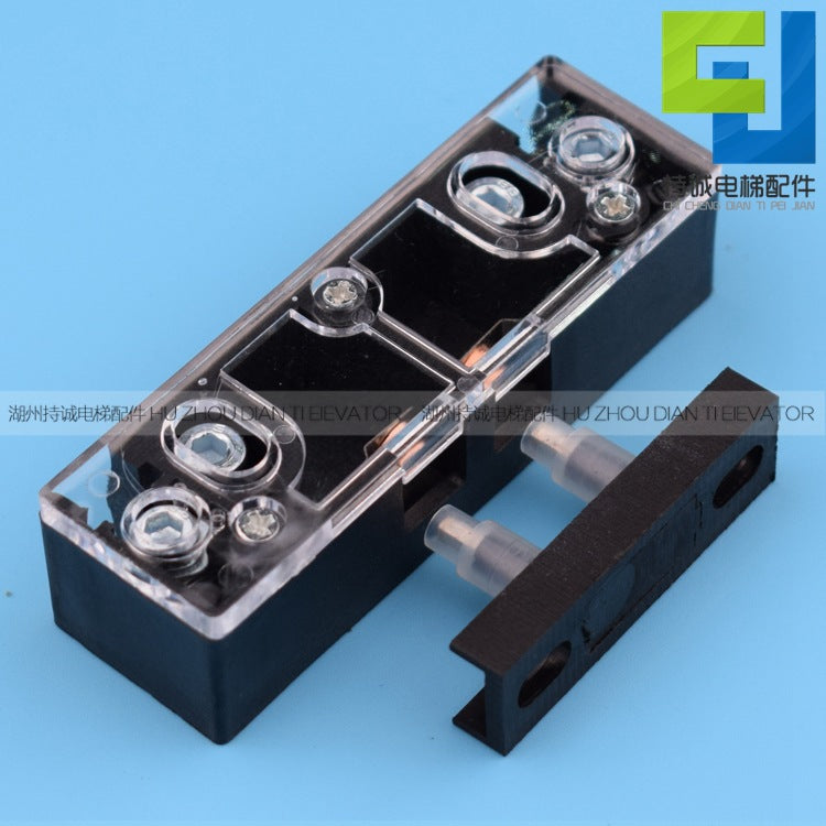 Applicable to Mitsubishi Tongli Otis elevator auxiliary door lock contact AZ-06 Switch 161 Hall floor door lock accessories