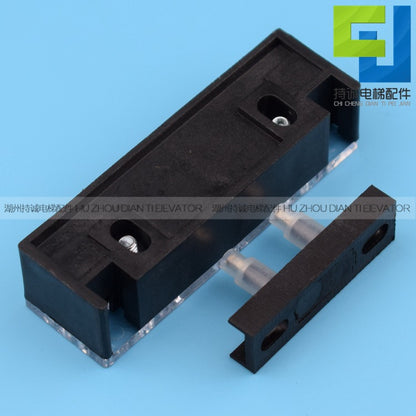 Applicable to Mitsubishi Tongli Otis elevator auxiliary door lock contact AZ-06 Switch 161 Hall floor door lock accessories